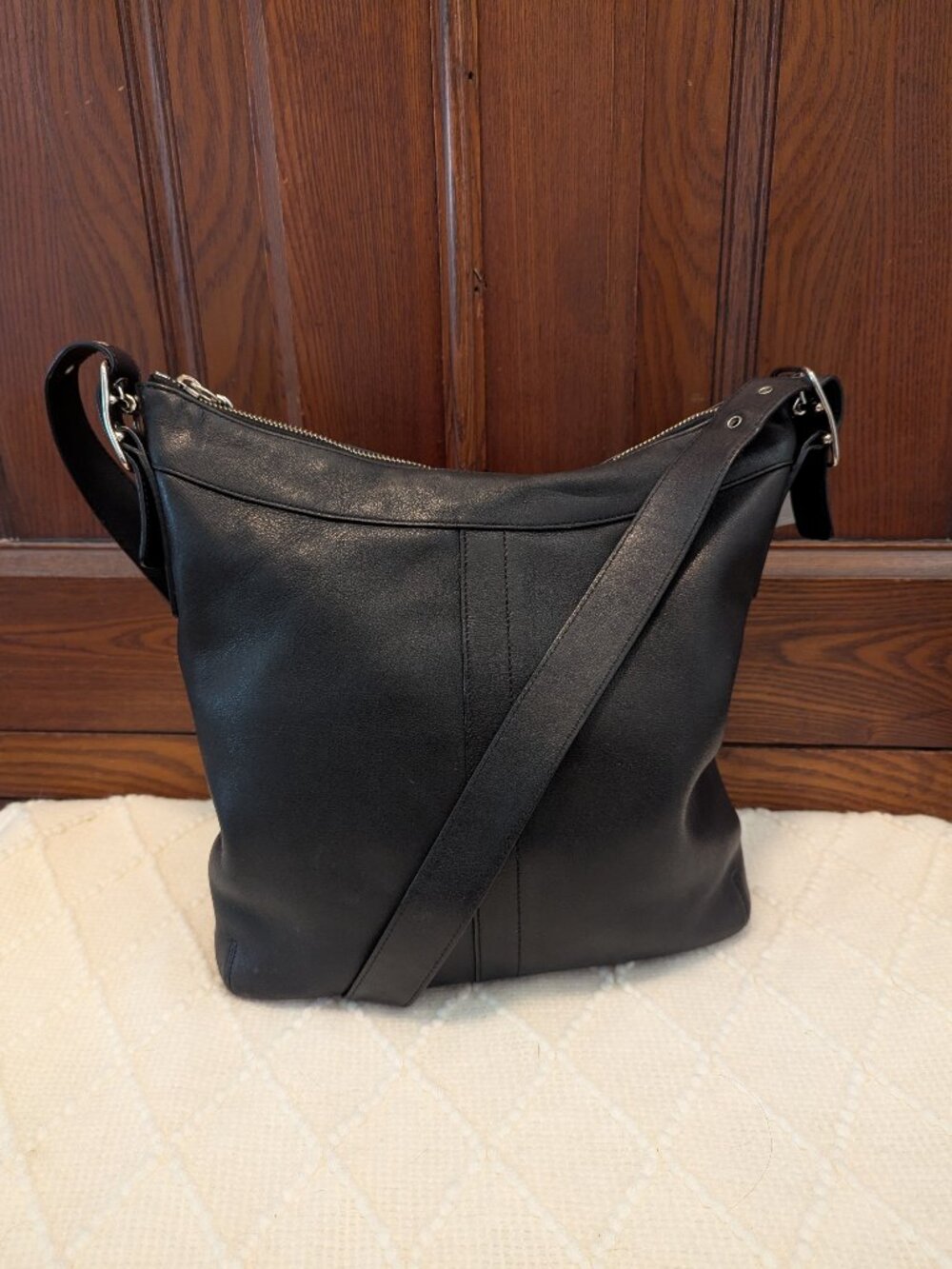 Coach # 9188 Legacy Slim Duffel Crossbody Black Leather Purse Shoulder Bag Good